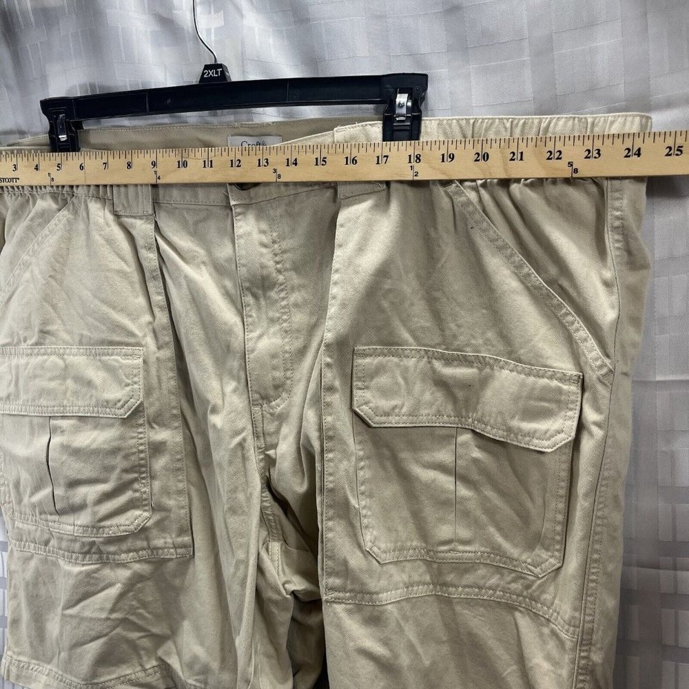 Croft & Barrow Men Cargo Shorts SIZE 52 Color Brown Khaki - Picture 3 of 11